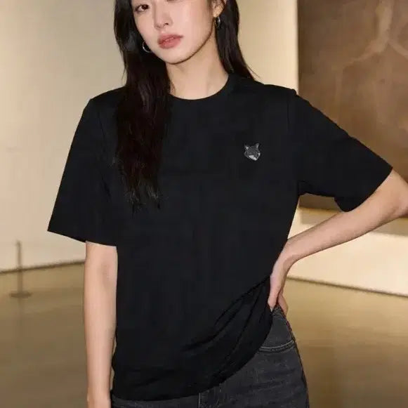 [BUNJANG] Maison Kitsune Gray Fox Short Sleeve T-shirt / 메종키츠네  그레이이 폭스 반팔티 블랙/화이트