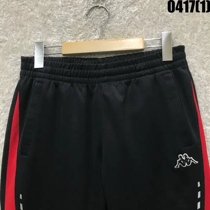 [BUNJANG] Kappa Black and Red Training Pants (L) / 카파 블랙/레드 트레이닝 바지 L