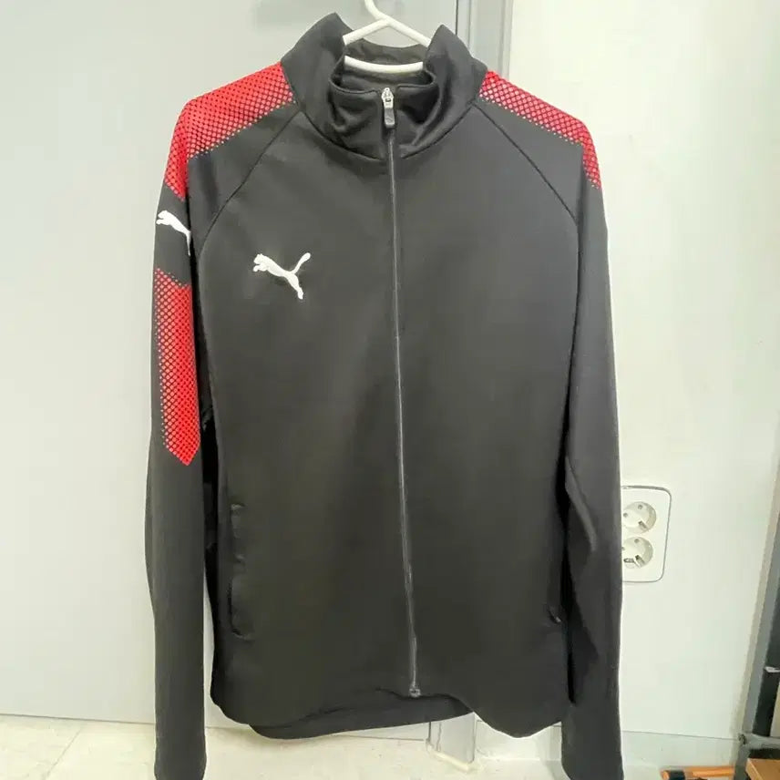 [SOLD OUT] 푸마 트랙탑
