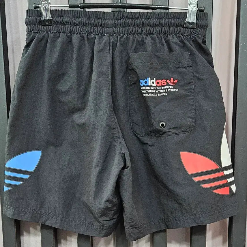 [SOLD OUT] 아디다스 트레포일 반바지 블랙 XS