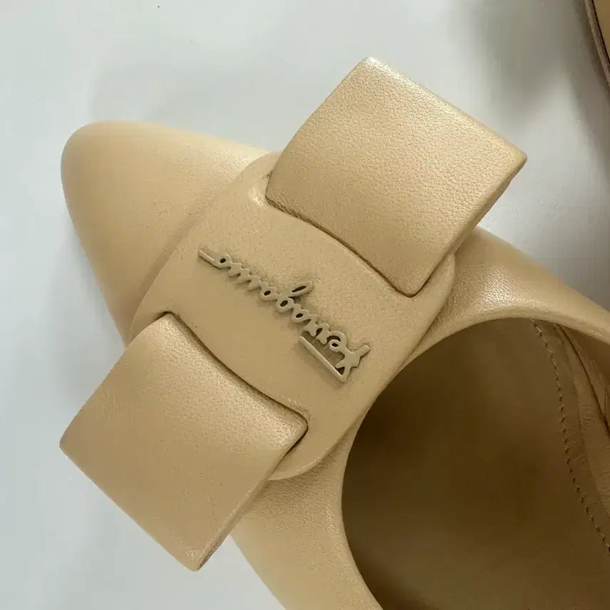 [SOLD OUT] 페라가모 구두