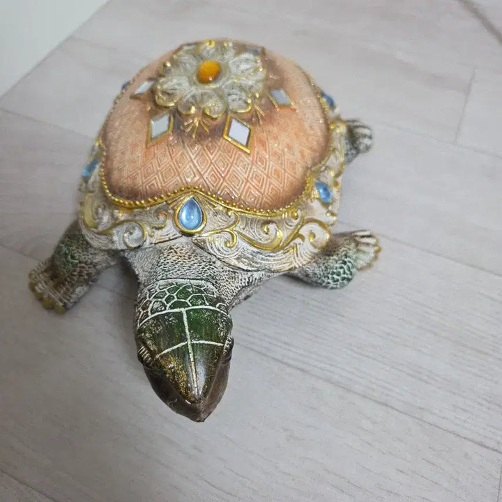 [SOLD OUT] 도자 거북이 장식품