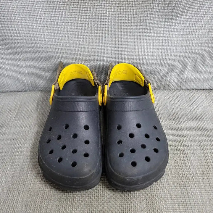 [SOLD OUT] 크록스 슬리퍼 250