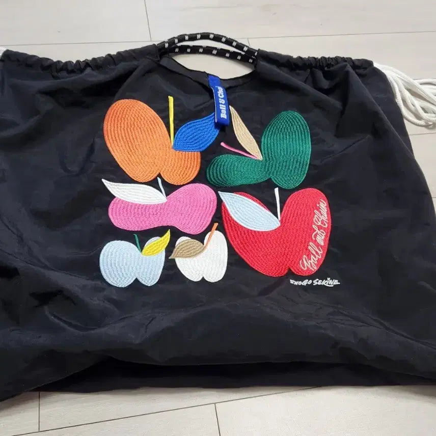 [SOLD OUT] Ball &amp; Chain 에코백