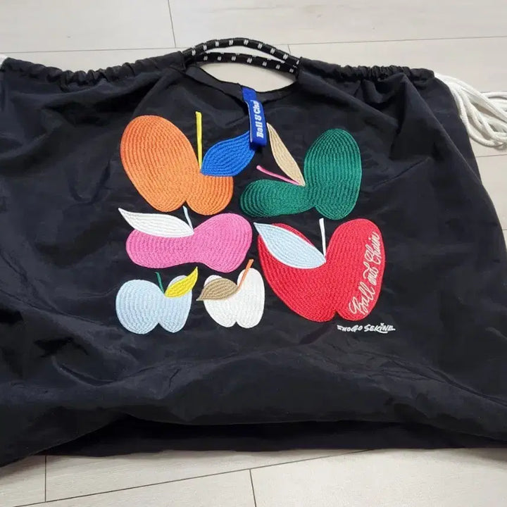 [SOLD OUT] Ball &amp; Chain 에코백