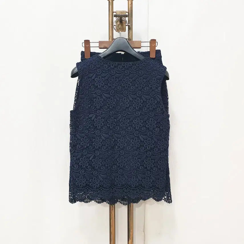 [BUNJANG] Uniqlo Lace Set (S) / (kk69553)유니클로 레이스 셋업 (민소매+스커트)S