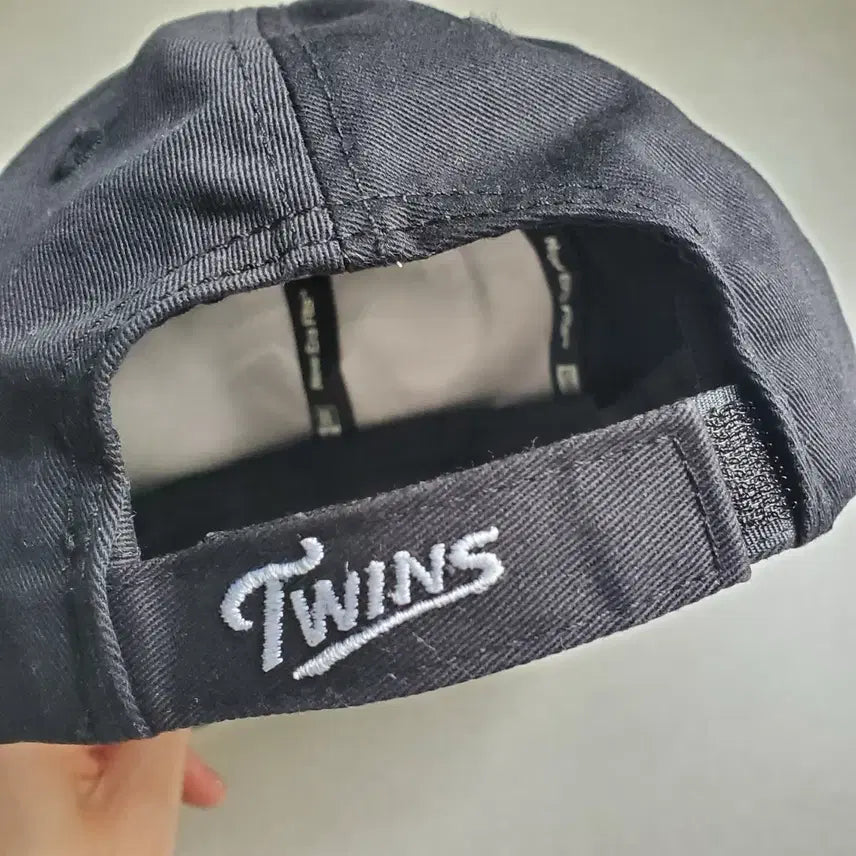 [BUNJANG] New Era LG Twins Cap / 뉴에라 엘지트원스 모자