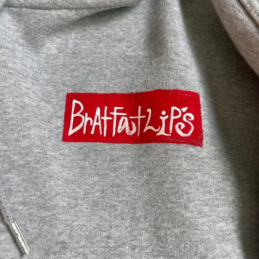 [BUNJANG] Brat Hand-Painted Hooded Zip-Up / Brat fat lips 핸드페인팅 후드집업