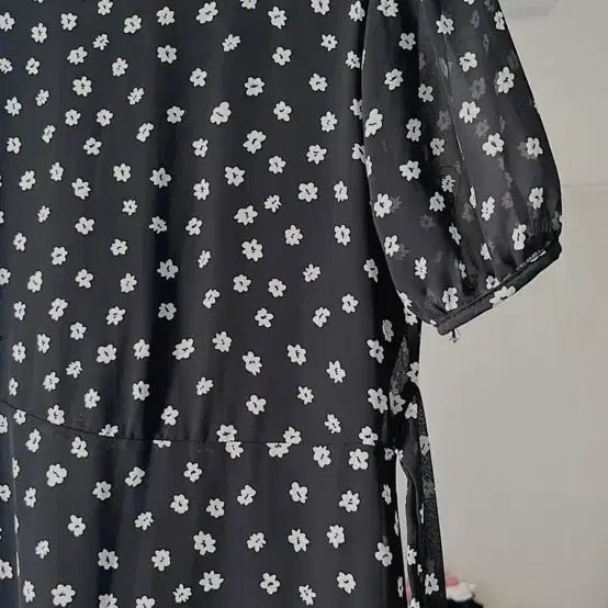 [BUNJANG] Daisy Pattern Mini Dress / 데이지 반팔 미니원피스