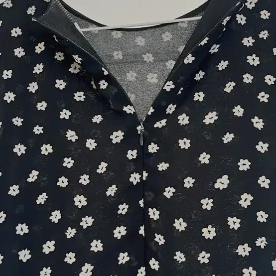 [BUNJANG] Daisy Pattern Mini Dress / 데이지 반팔 미니원피스