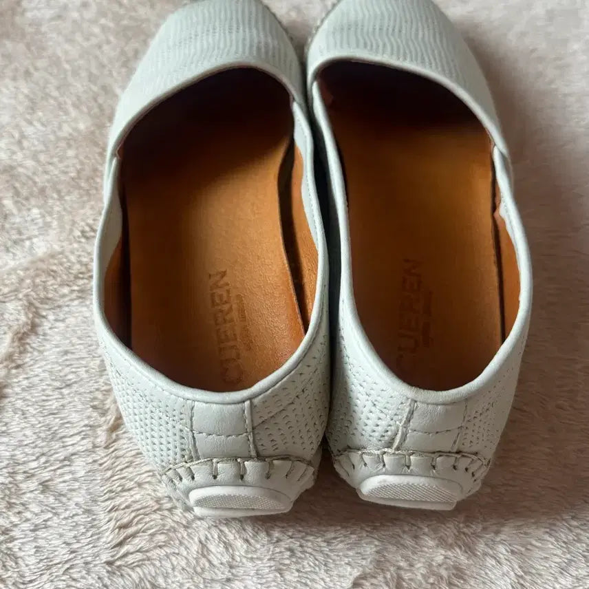 [SOLD OUT] 쿠에른 로퍼