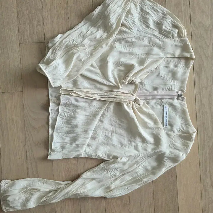 [BUNJANG] One Crease Shirring Blouse / 오네 크리즈 셔링 블라우스 페어리 히피 에스닉 빈티지
