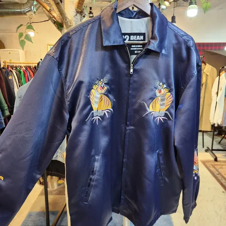 [BUNJANG] 12DEAN Black Label Tiger Embroidered Navy Jacket / 12DEAN 블랙라벨 타이거 자수 네이비 자켓