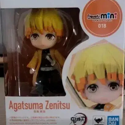 [BUNJANG] Demon Slayer Zenitsu Agatsuma Figure / 귀멸의 칼날 아가츠마 젠이츠 피규어 팝니다