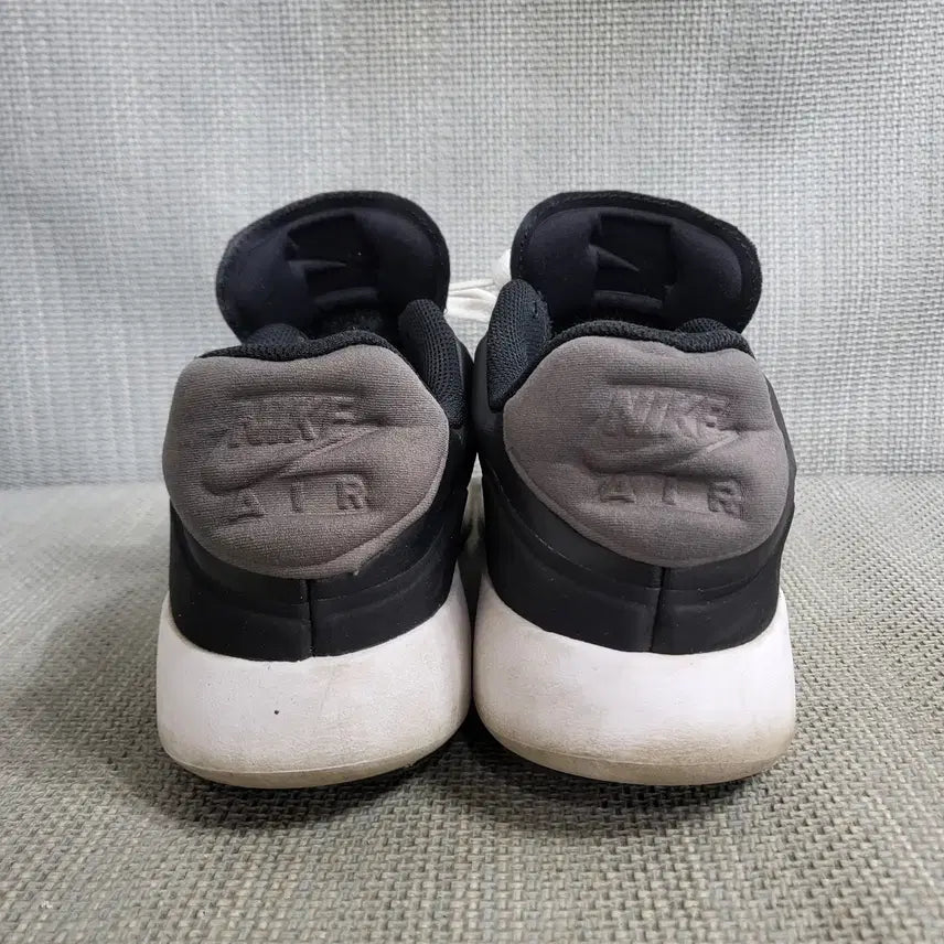 [SOLD OUT] 나이키 에어맥스 운동화 275