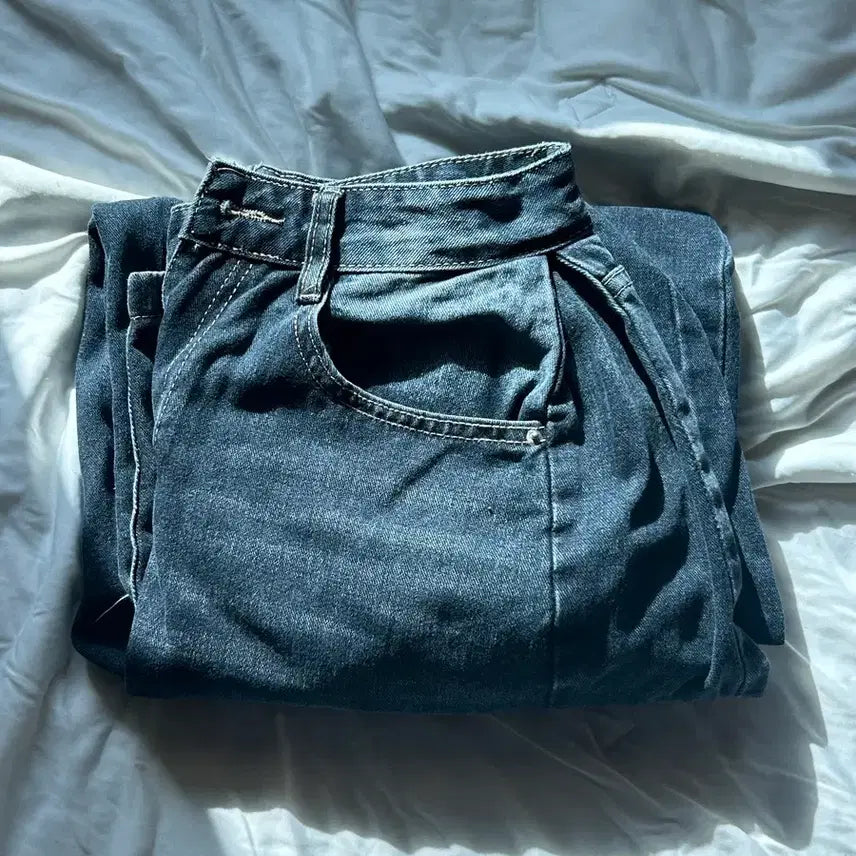 [BUNJANG] Avely Balloon Fit Jeans / 에이블리 청바지 팔아요!!