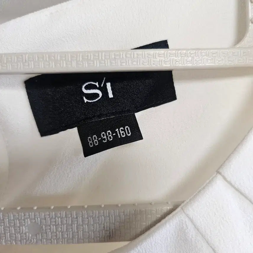 [SOLD OUT] SI 블라우스