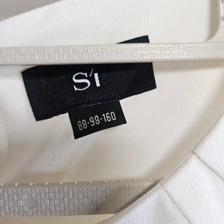 [SOLD OUT] SI 블라우스