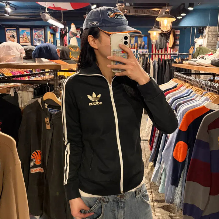 [BUNJANG] Adidas Logo Track Top Jersey / adidas 아디다스 로고 트랙탑 져지