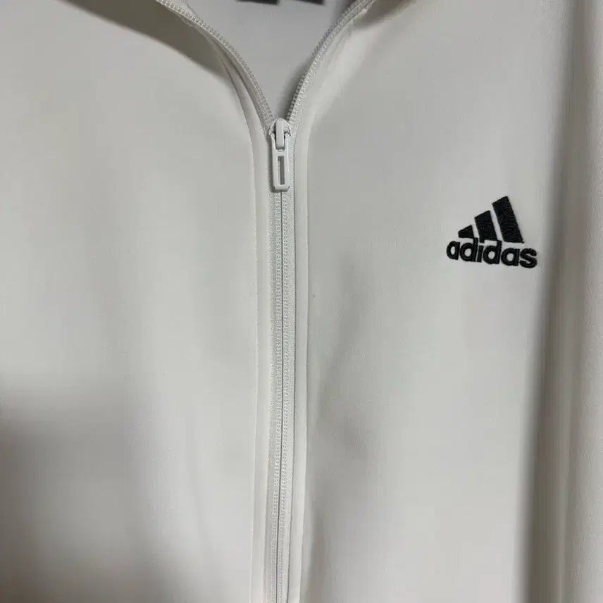 [SOLD OUT] 아디다스 트랙탑 화이트