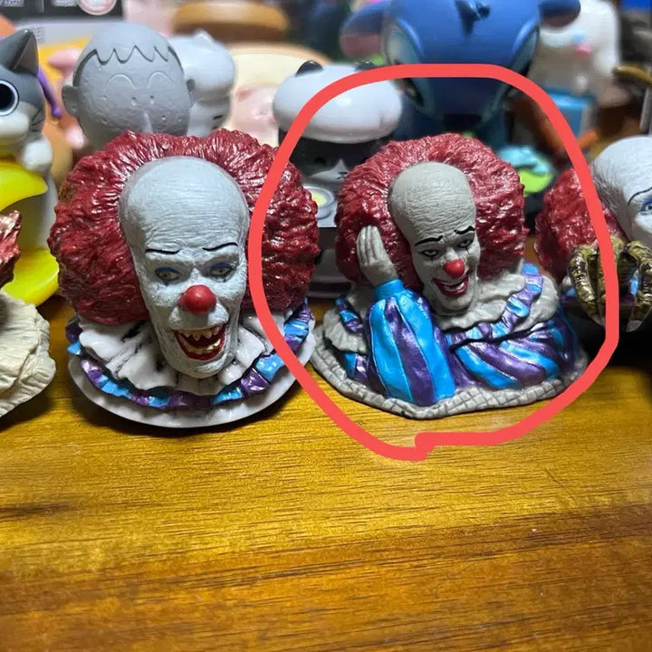 [BUNJANG] IT Pennywise 1990 Ver. Gacha Figure / IT 그것 페니와이즈 컬렉션 1990ver 가챠