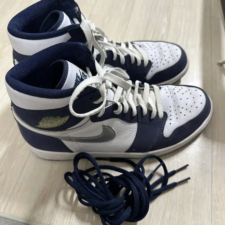 [BUNJANG] Nike Jordan 1 Mid Midnight Navy Sneakers / 조던1 미드나잇네이비 275사이즈 판매해요