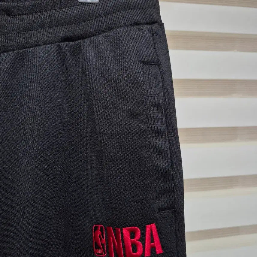 [SOLD OUT] NBA 블랙 트레이닝 바지81