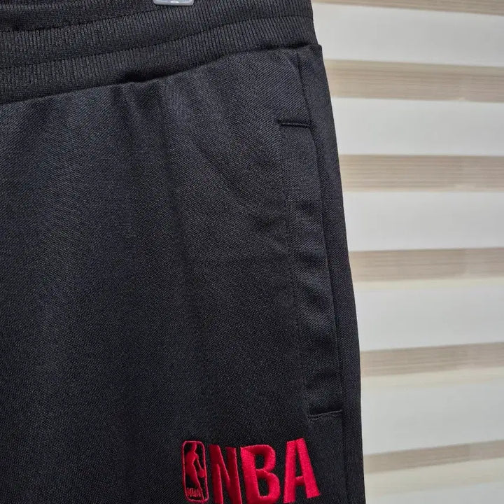 [SOLD OUT] NBA 블랙 트레이닝 바지81
