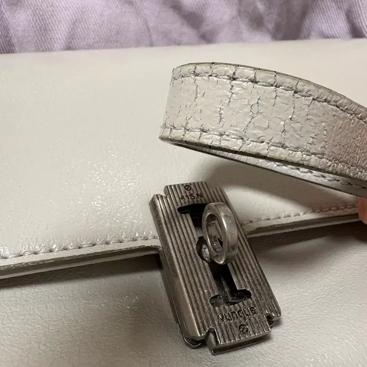 [BUNJANG] Vunque Baguette Small Light Beige Shoulder Bag / 분크 바게트백 스몰 라이트 베이지 숄더백