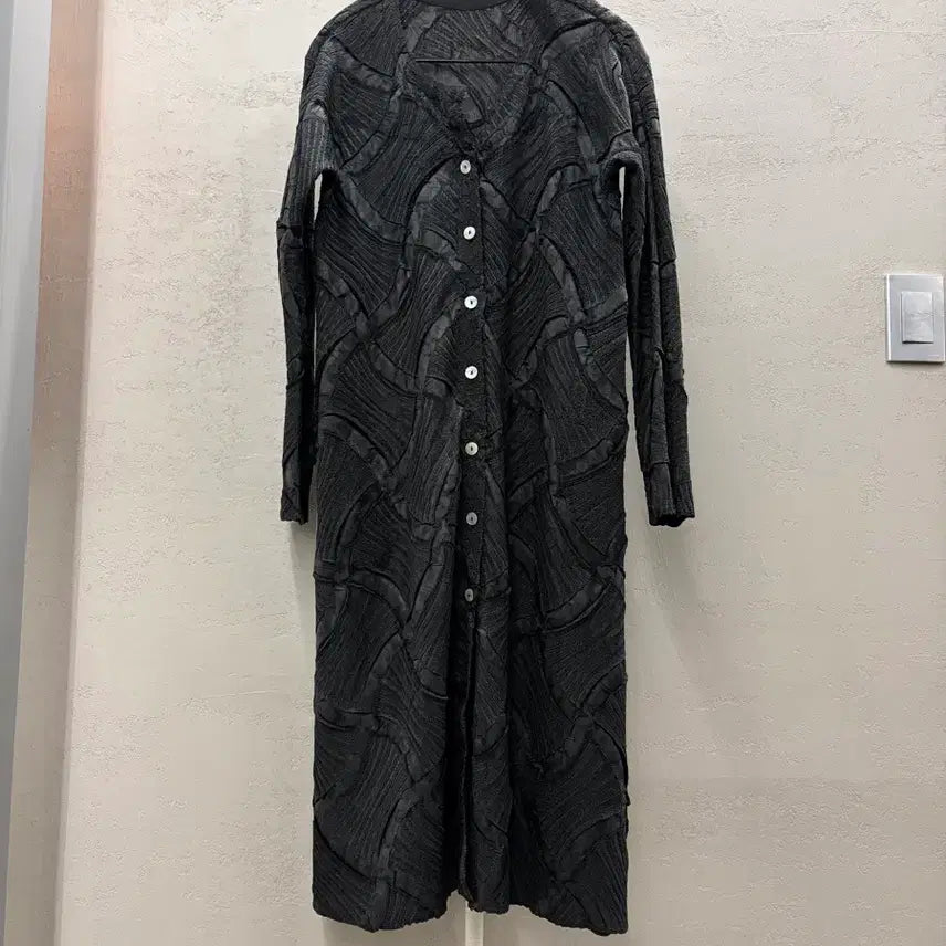 [SOLD OUT] 플리츠미 블랙 롱 원피스 FREE