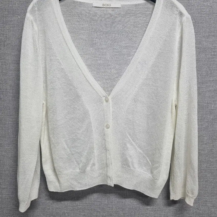 [SOLD OUT] BCBG 화이트 가디건 얇은 여름 니트  새것수준컨디션