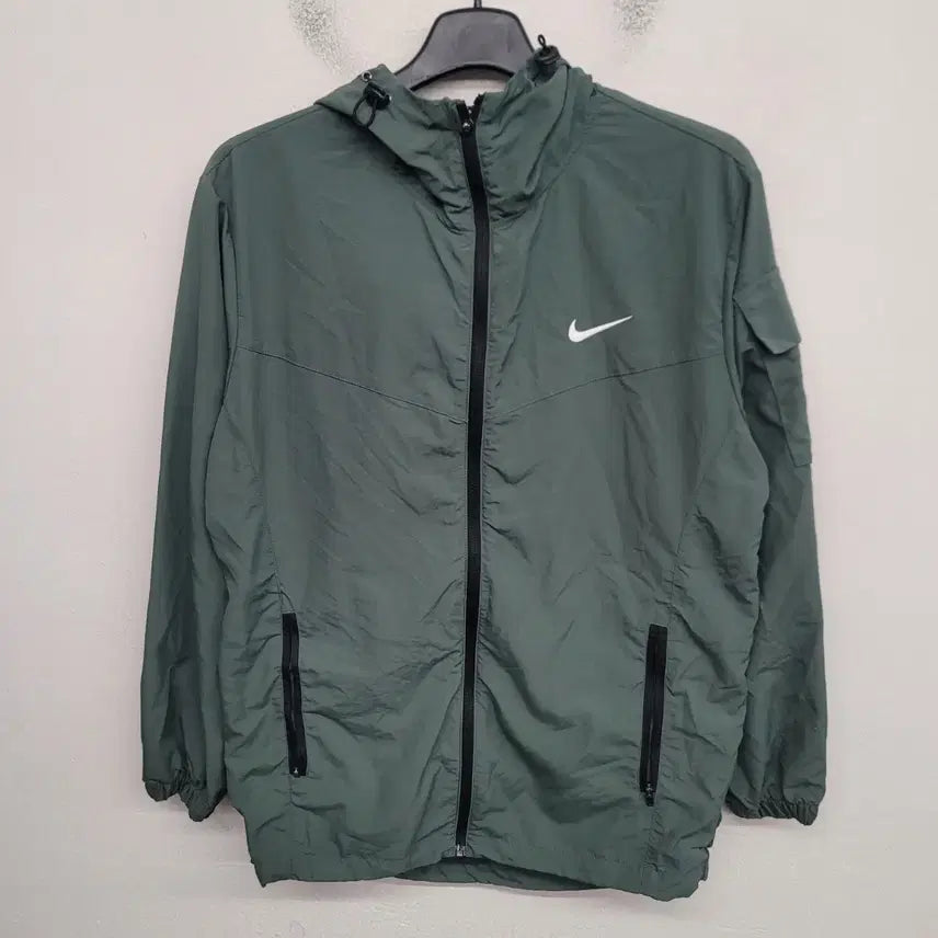 [SOLD OUT] [95/M] 바람막이 트레이닝 자켓