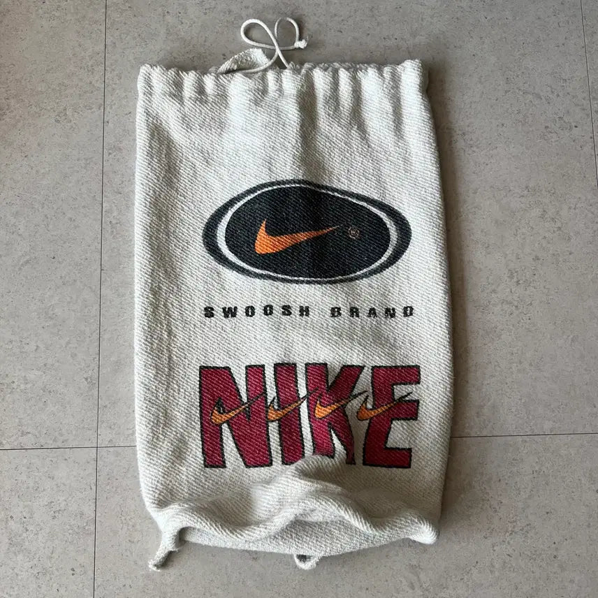 [SOLD OUT] 빈티지 90s Nike 스우시 로고 스트링 백