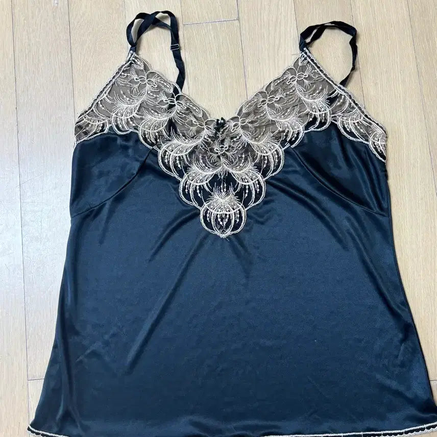 [BUNJANG] Vintage Sleeveless Top / 동묘 구제샵에서 산 나시!