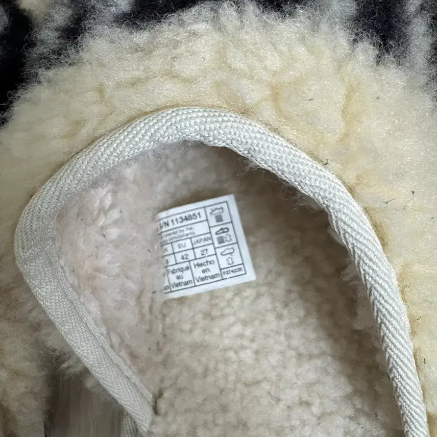 [BUNJANG] UGG Ivory Slippers 270 / UGG 어그 슬리퍼 아이보리 270
