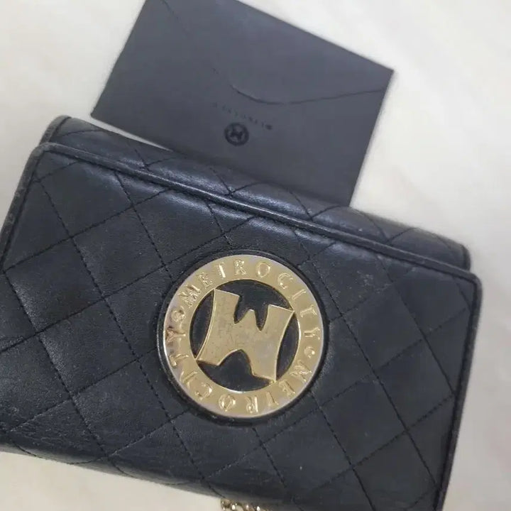 [BUNJANG] Metrocity Quilted Chain Wallet / (정품) 메트로시티 퀼팅 체인 지갑 / 보증서 포함 급처
