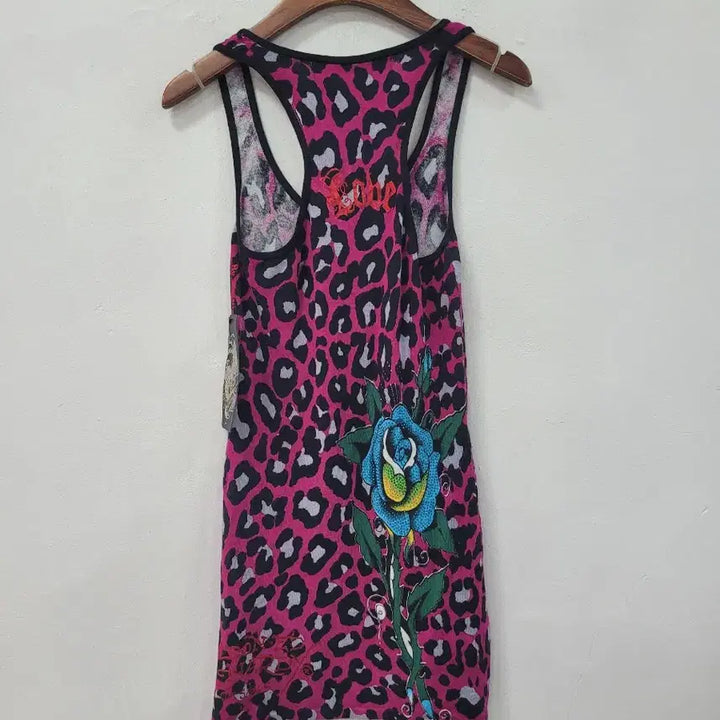 [SOLD OUT] 새상품) 레오파드 나시 슬리브리스