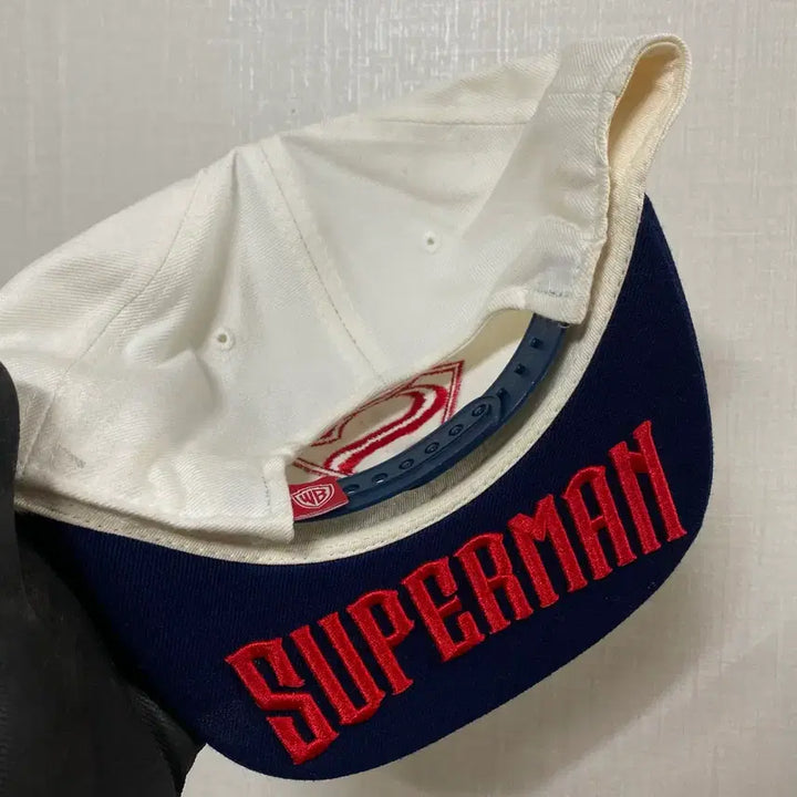[BUNJANG] Vintage Superman Baseball Cap / 빈티지 슈퍼맨 볼캡 모자 화이트/네이비