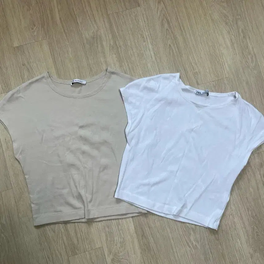 [SOLD OUT] ZARA 반팔 티셔츠 화이트/베이지 (일괄판매)