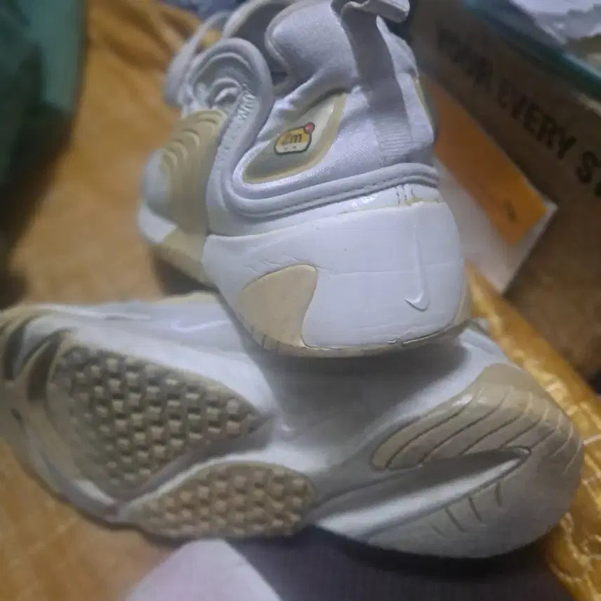 [BUNJANG] Nike Zoom 2K Sneakers (240mm) / 나이키 줌 2K 스니커즈 운동화 / 240mm