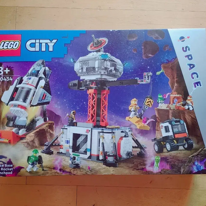[BUNJANG] Lego 60434 Space Base and Rocket Launchpad Set / (미개봉)(정품) 레고 60434 우주기지와 로캣발사대 팝니다.