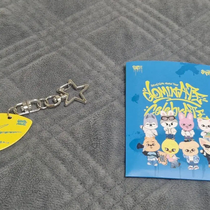 [SOLD OUT] 스키즈 도미네이트 앙콘 (스테이존 포카 + 키링)