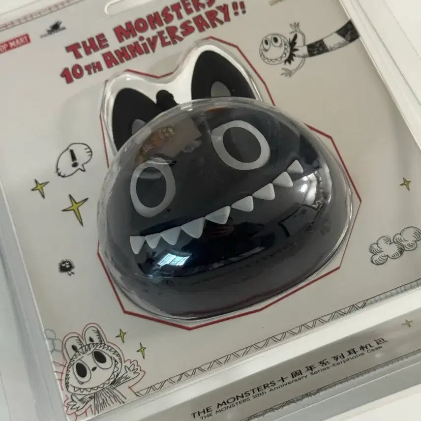 [BUNJANG] Monsters 10th Anniversary Earphone Case Keyring / 몬스터즈 10주년 이어폰 케이스 키링