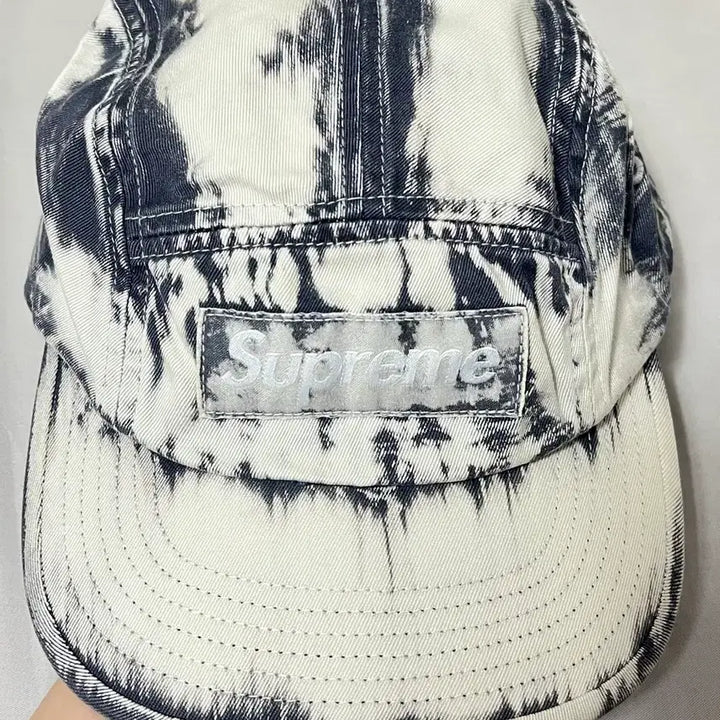 [SOLD OUT] 슈프림 워시드 데님 캠프캡 블랙/화이트