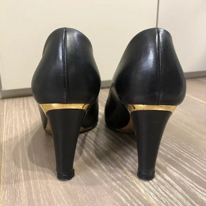 [BUNJANG] Jimmy Choo Black Heels 35 1/2 Pumps / 지미추 블랙 힐 35 1/2 (225)