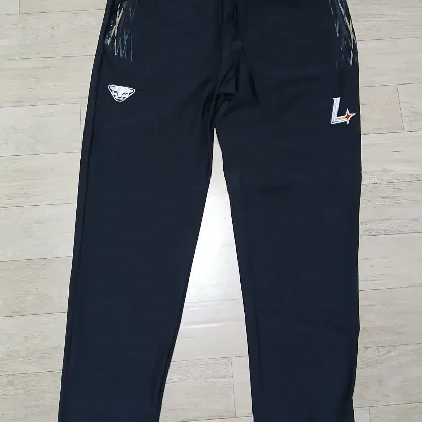 [SOLD OUT] SSG랜더스 선수용 트레이닝복 팝니다