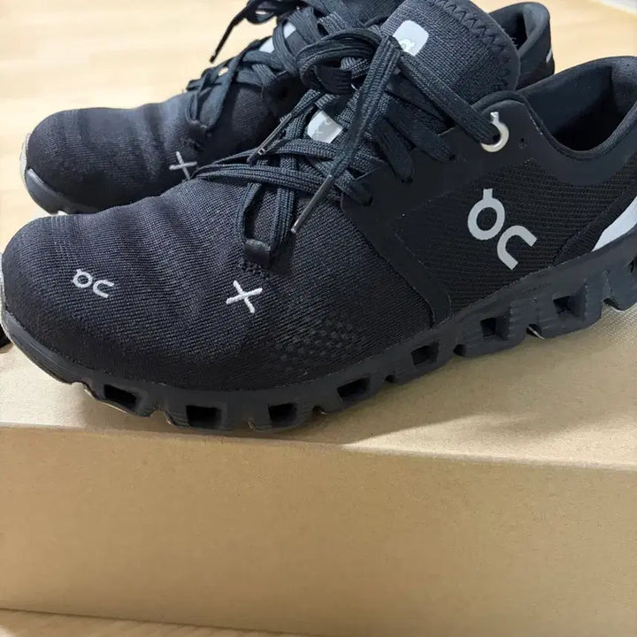 [SOLD OUT] 온 러닝 클라우드 x3 블랙 235