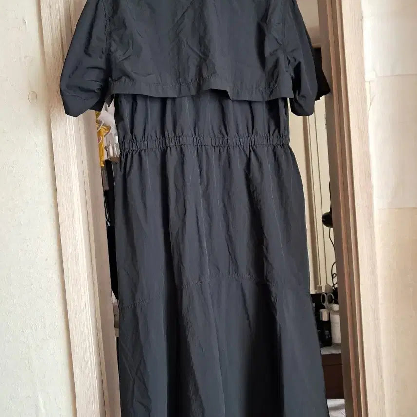 [SOLD OUT] 블랙 반팔 카라넥 롱 원피스