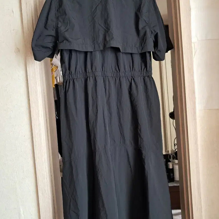 [SOLD OUT] 블랙 반팔 카라넥 롱 원피스