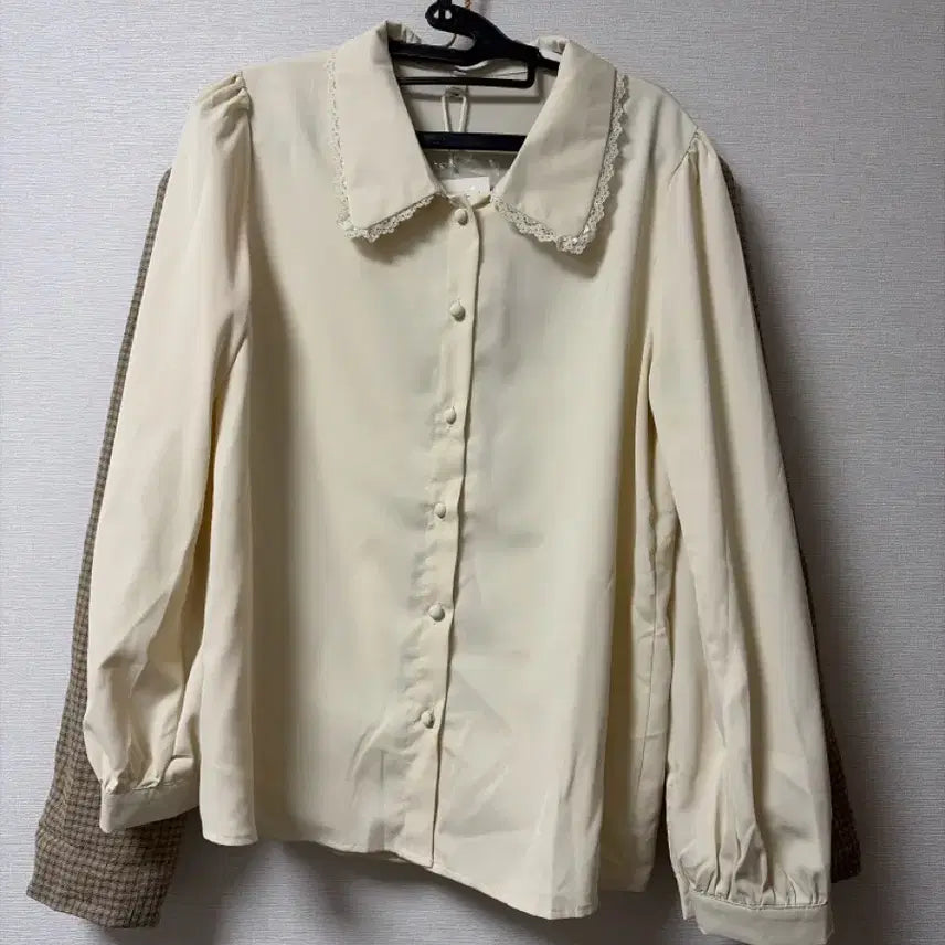 [BUNJANG] Vintage Ivory Lace Blouse / 일본빈티지 블라우스